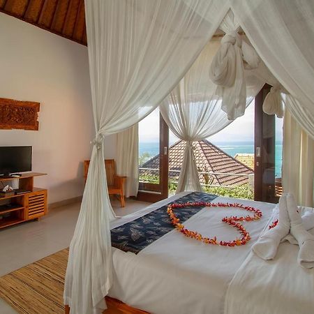 Lembongan Cliff Villas Exterior photo