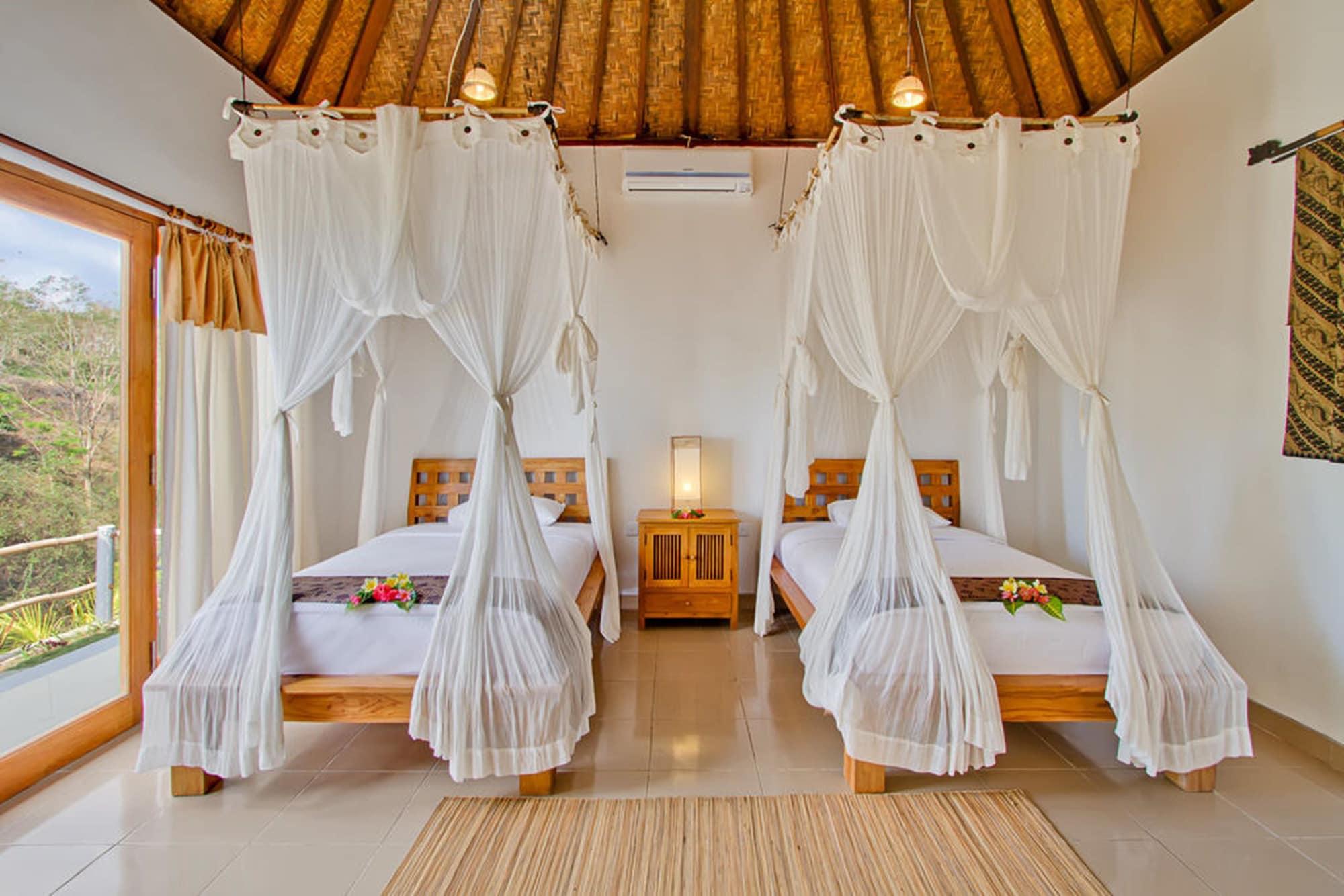 Lembongan Cliff Villas Exterior photo
